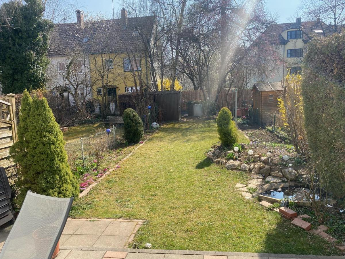 Gemuetliche Privatzimmer Mit Geteiltem Bad, Kueche Und Garten มิวนิก ภายนอก รูปภาพ